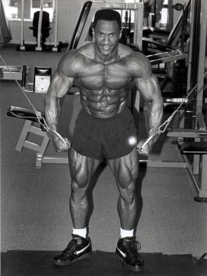 IFBB Pro, Quincy Roberts on Cable